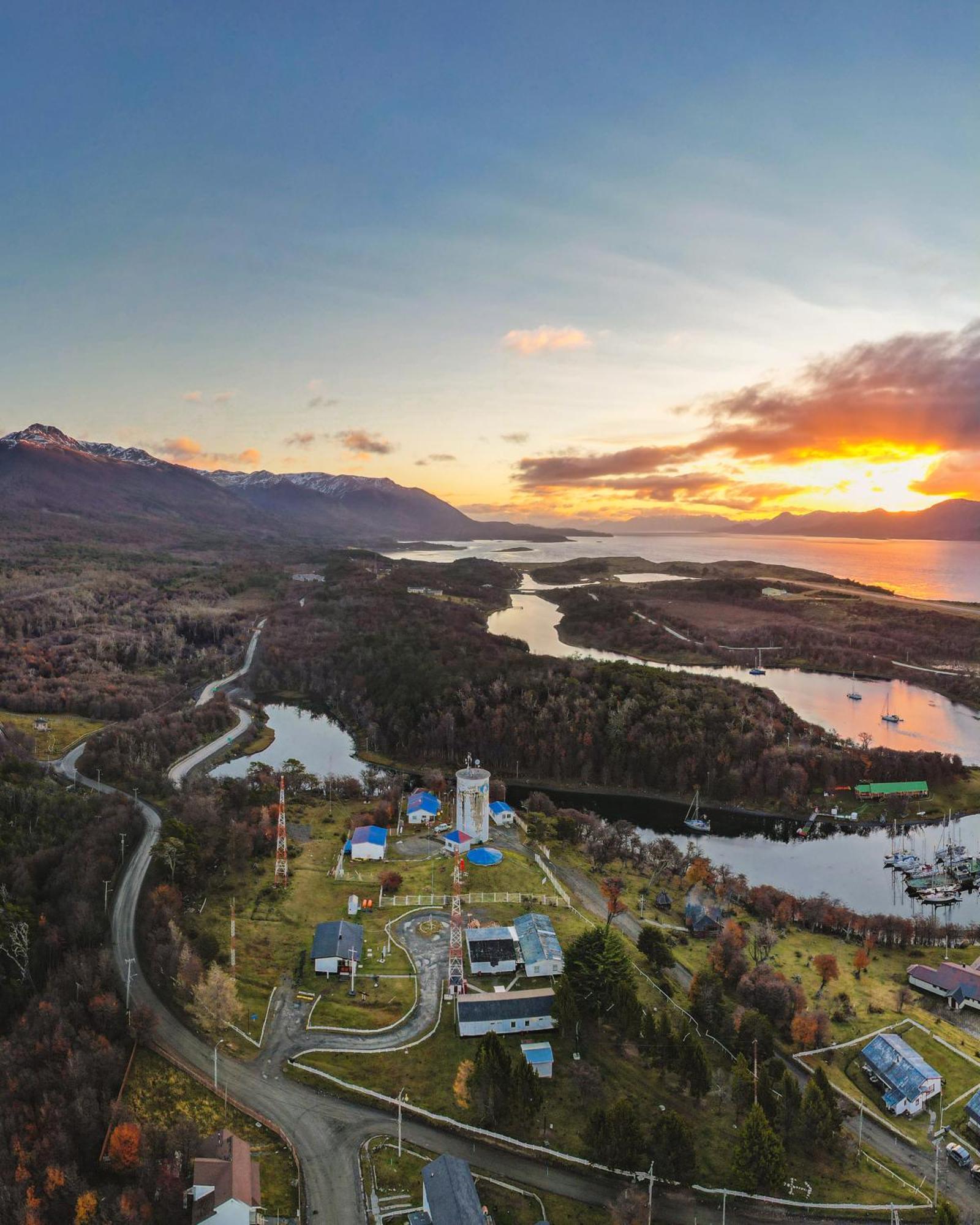 Hotel Fiofio Spa Puerto Williams Ngoại thất bức ảnh